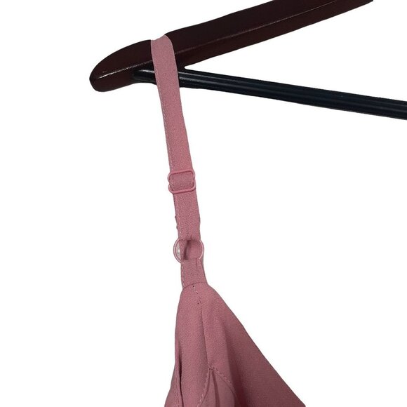 Torrid Camisole V-neck Tank Size 3 - Picture 3 of 9